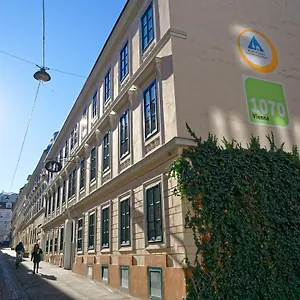  Hostel Jugendherberge - Myrthengasse